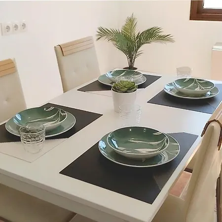 Casa Isabel بيت للعطل *